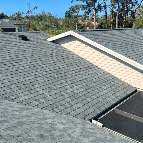 Roofing contractor in Port Charlotte, FL